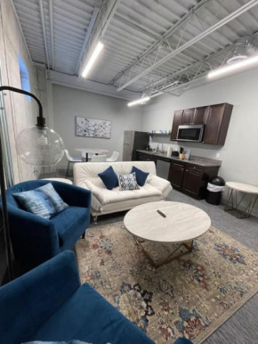 2BR Game Room Themed dwelling in Parkville